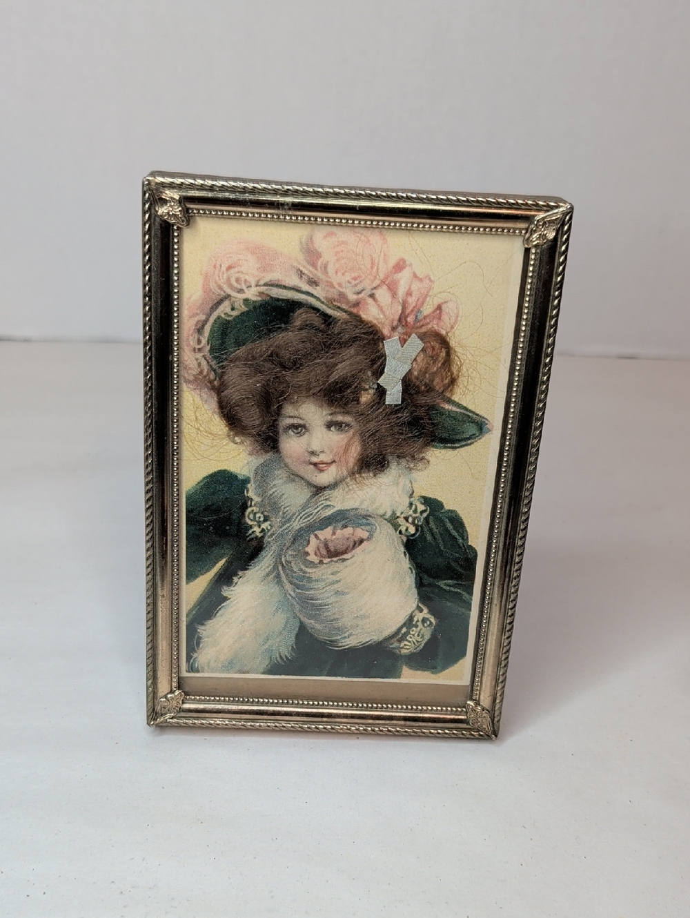 Victorian Lady Art Print in Silver Frame - Green & Pink